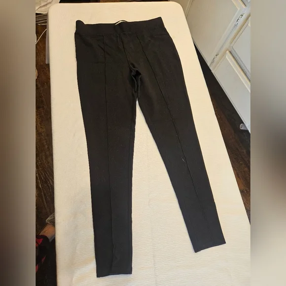 New York & Company Various Boot Cut Pants And Top - Picture 11 of 16
